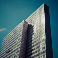das Hochhaus