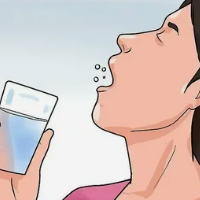 das Spülwasser